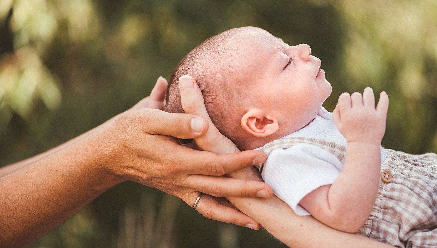 Cinco razones para inmortalizar los primeros momentos de tu bebé